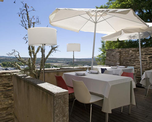 Terraza posada real de las misas